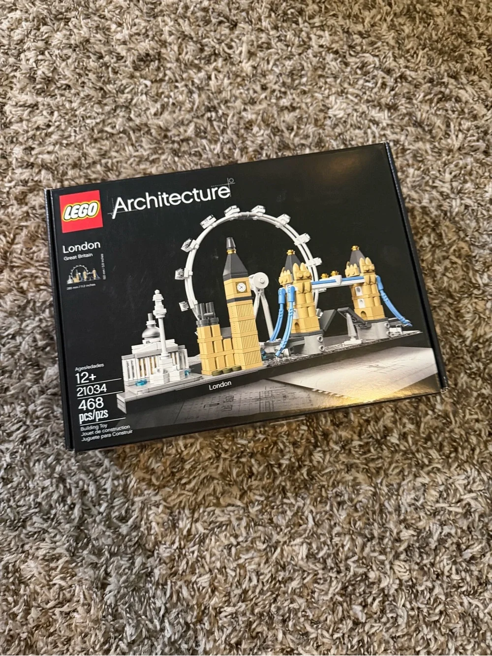 Lego Architecture London Skyline in Tan, Blue & White
